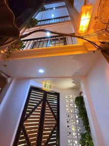 SIÊU PHẨM CỰC ĐẸP - FULL NỘI THẤT - MỚI TINH - XÁCH VALI VỀ Ở NGAY